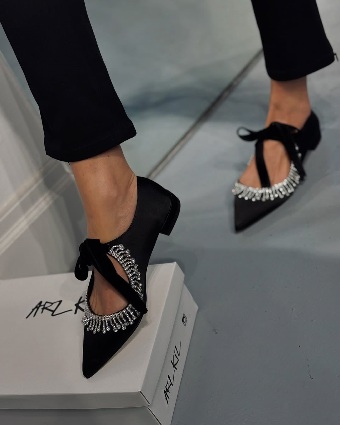 Women's Diamond Velvet Square-Heel Shoes