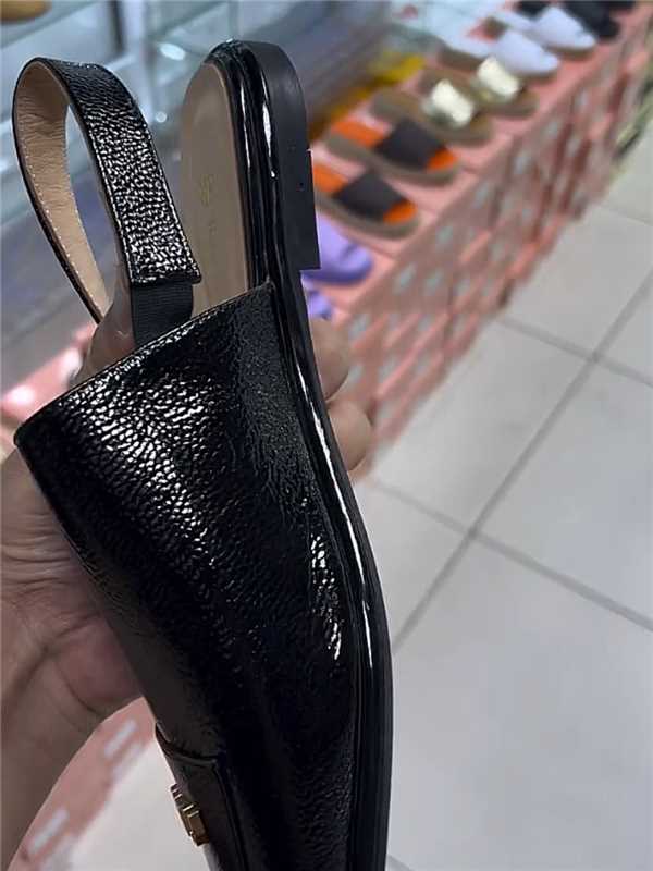 Stylish Patent Leather Comfort Slippers