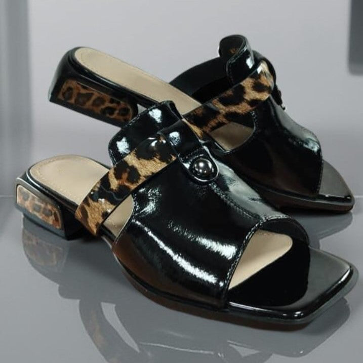 Women's Calfskin Gladiator Flat Sandals