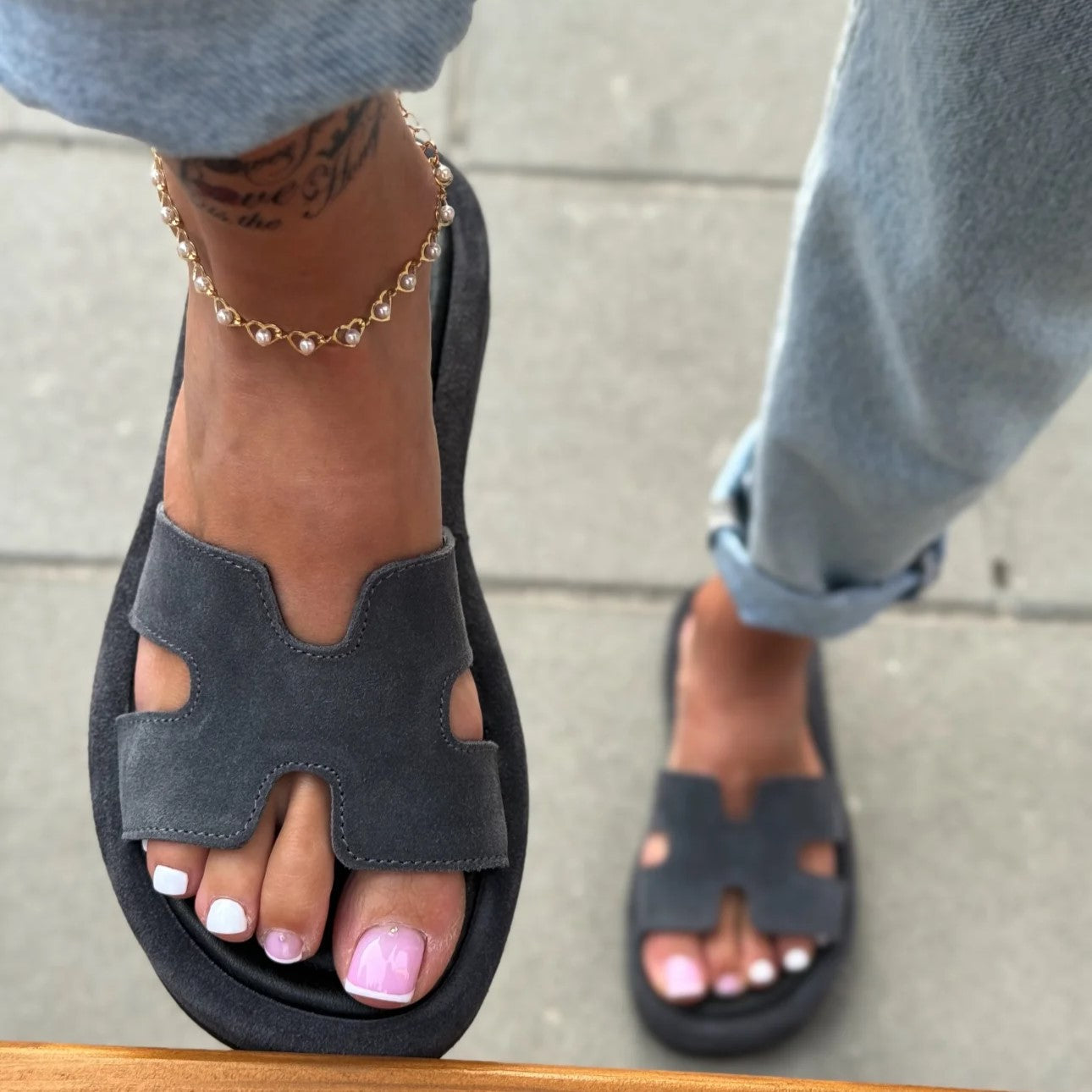 Women's Velours Rouge Marsala Sandals