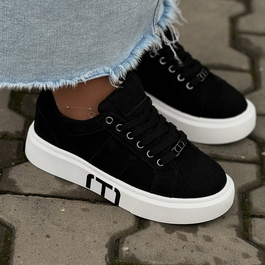 Women's Jeans Bold Platform Low Trainers