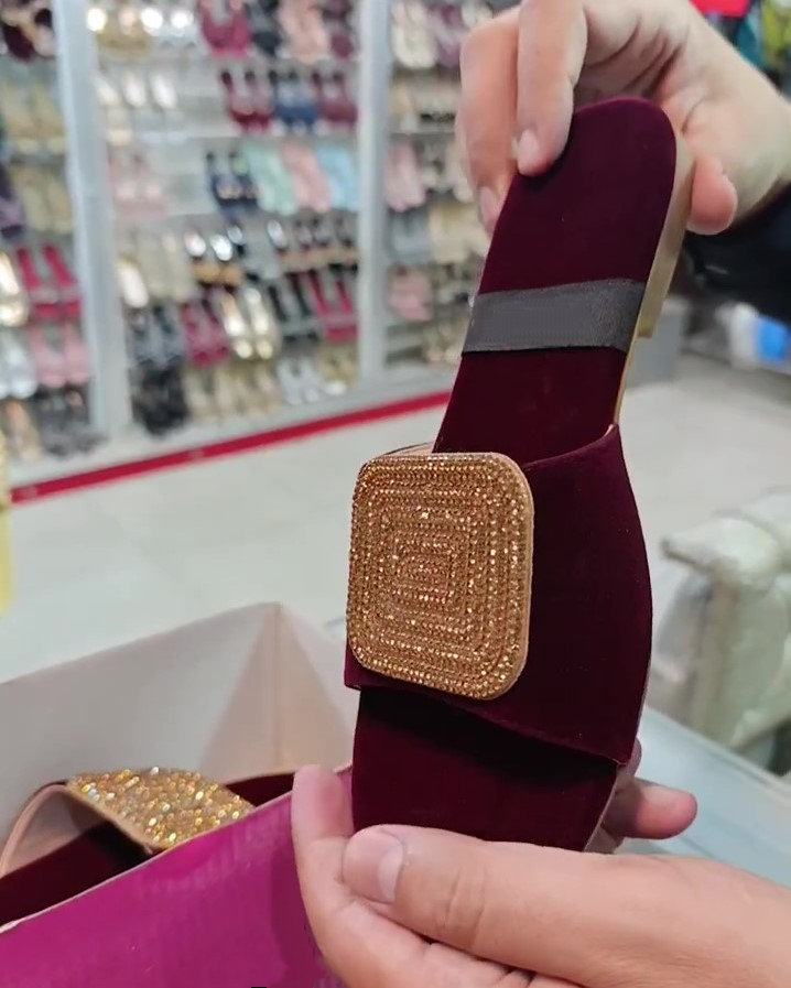 Women's Elegant Suede Flat Slippers