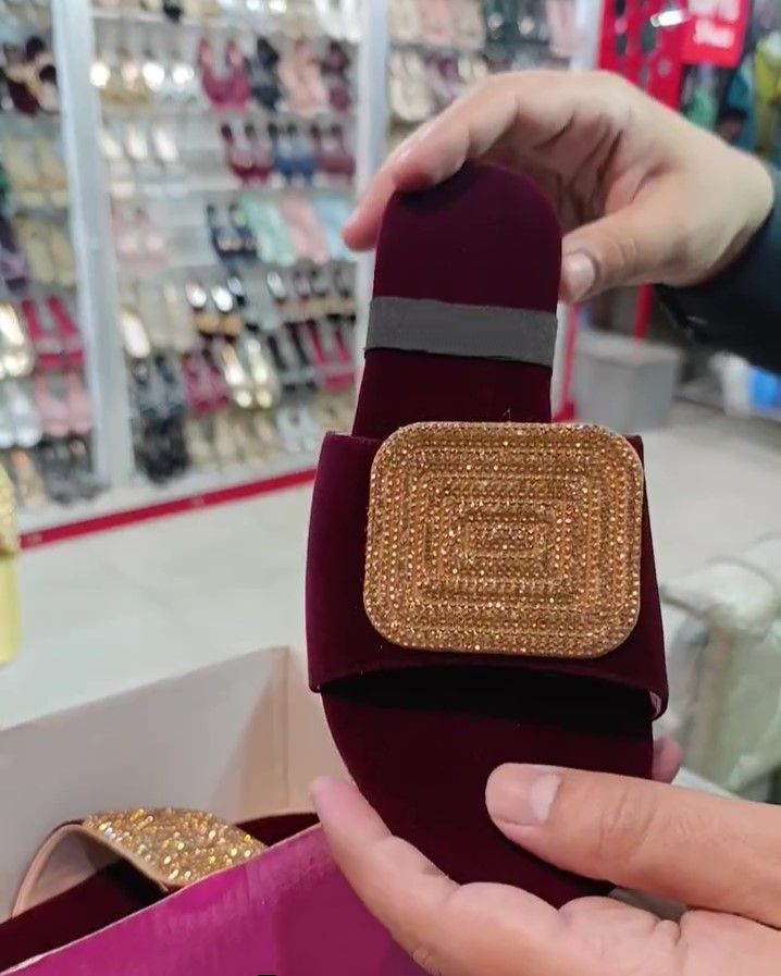 Women's Elegant Suede Flat Slippers