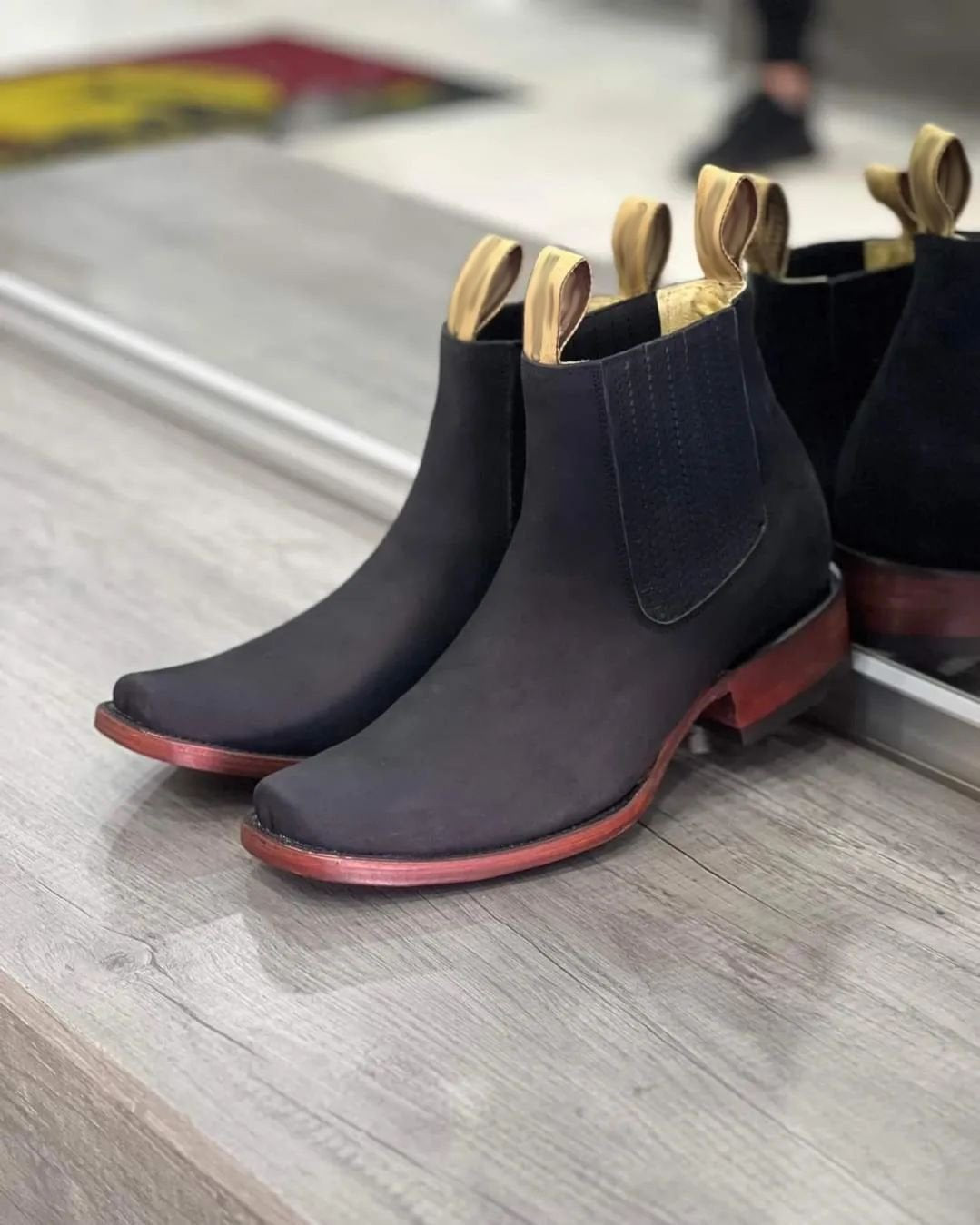 Men's Suede Solid Color Cowboy Boots