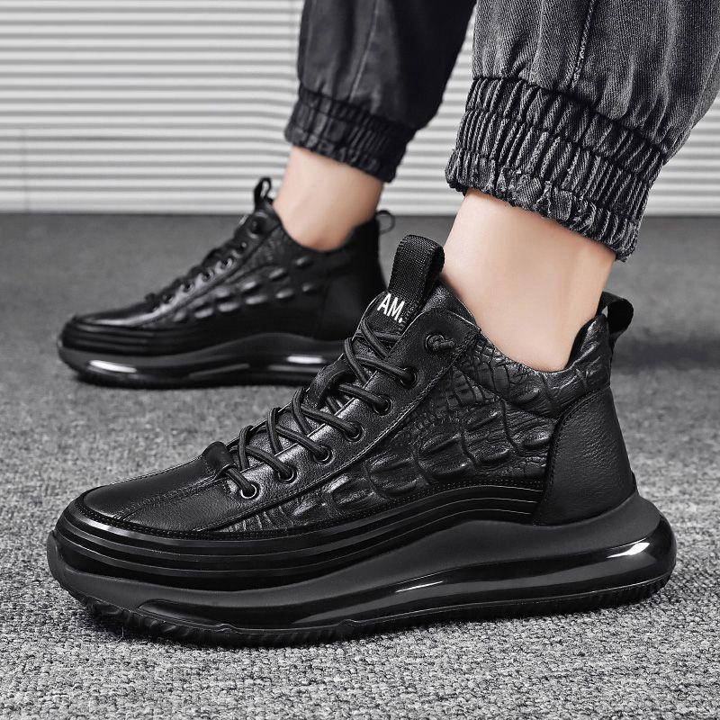 Croc Effect Athletic Shock-absorbing Sneakers
