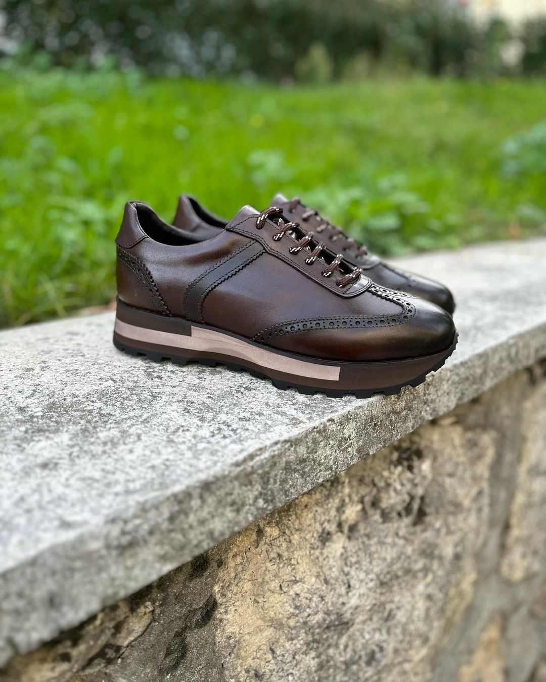 Men's New High Quality Genuine Leather Retro Sports Casual sneakers