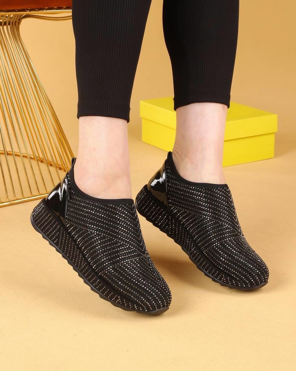 Stylish Full Diamond-encrusted Arch Shoes