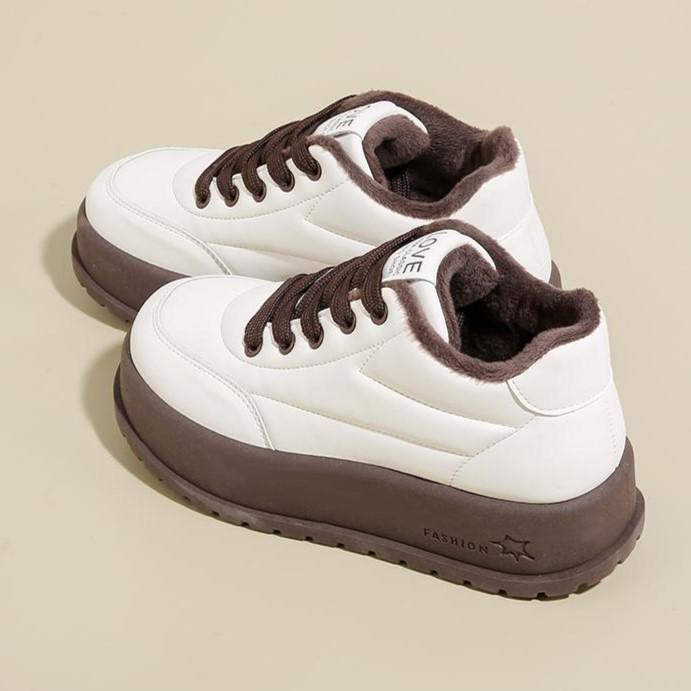 Women's Velvet Star Leather Sneakers