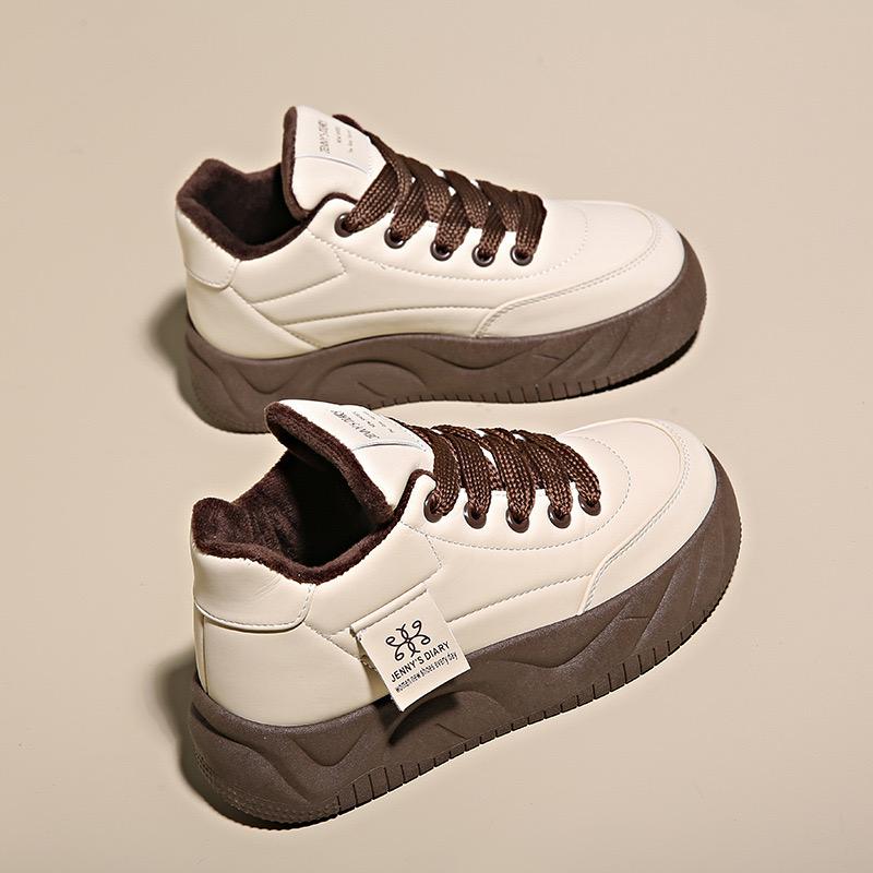 Women's Velvet Star Leather Sneakers