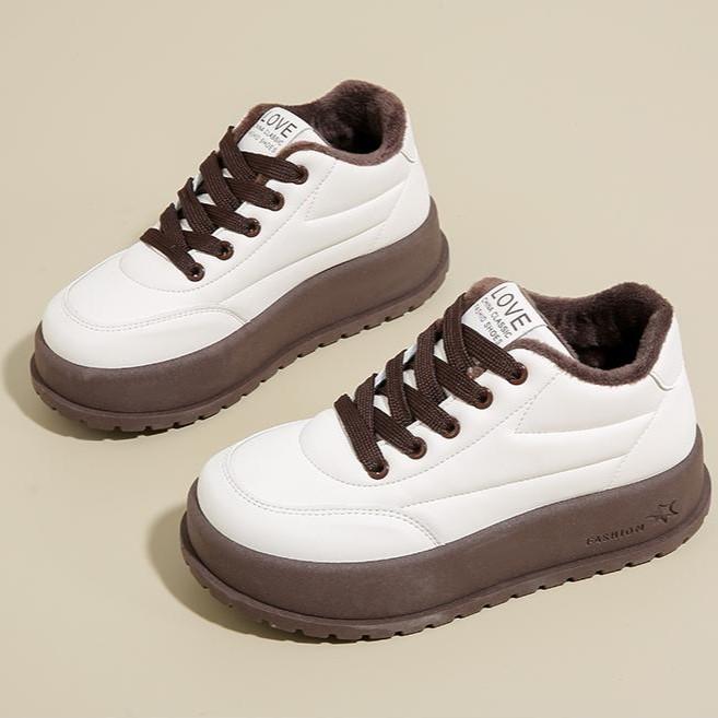 Women's Velvet Star Leather Sneakers