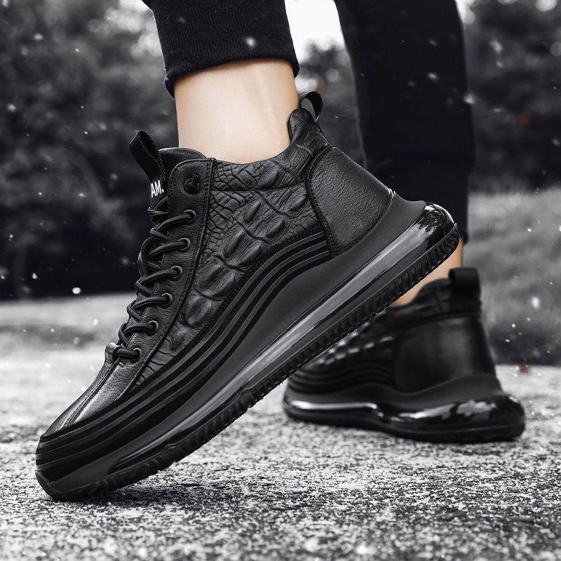 Croc Effect Athletic Shock-absorbing Sneakers