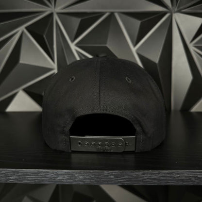 Poker Plaque SnapBack Cap - Black/Red