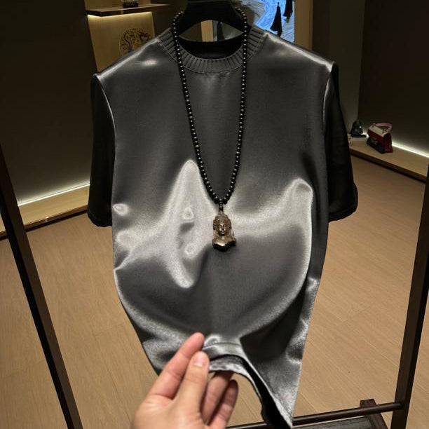 Minimalist high-end silky casual T-shirt