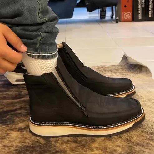 Men's vintage natural leather boots