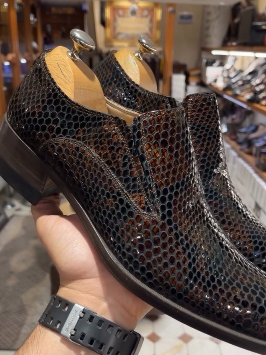 Laceless Leather Craft Anti-wrinkle Snakeskin Shoes