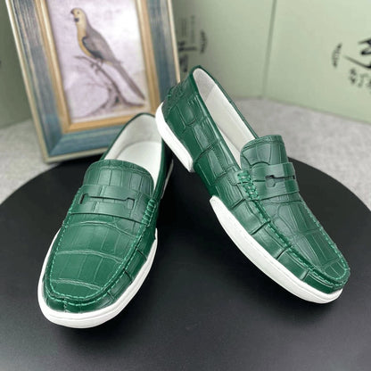 Trendy crocodile pattern men's loafers